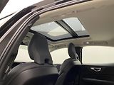 Volvo S60 B5 AWD DARK ULTIMATE AUT CZ - náhled 32