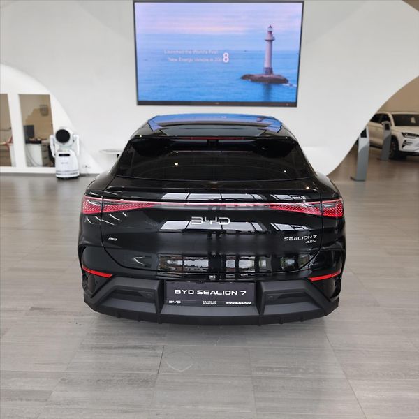 BYD Sealion 7 Excellence AWD - fotka 3 z 9