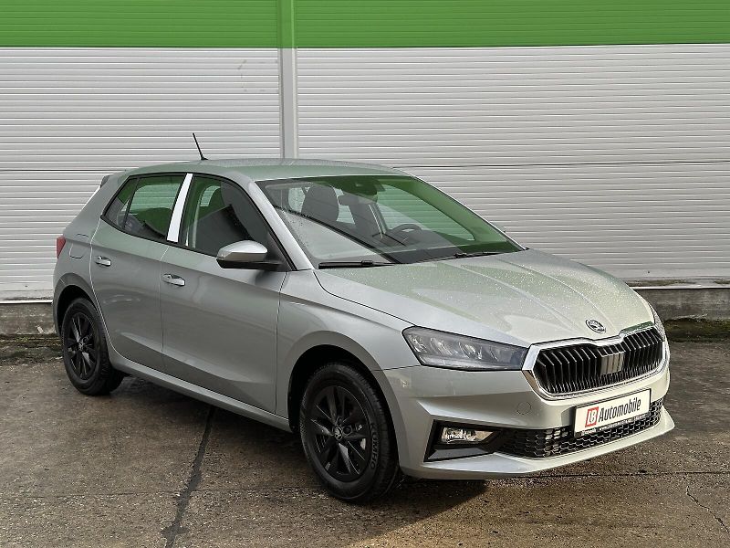 Škoda Karoq 2.0TDi 4x4 Style PLUS Bi-LED 2 - fotka 3 z 44