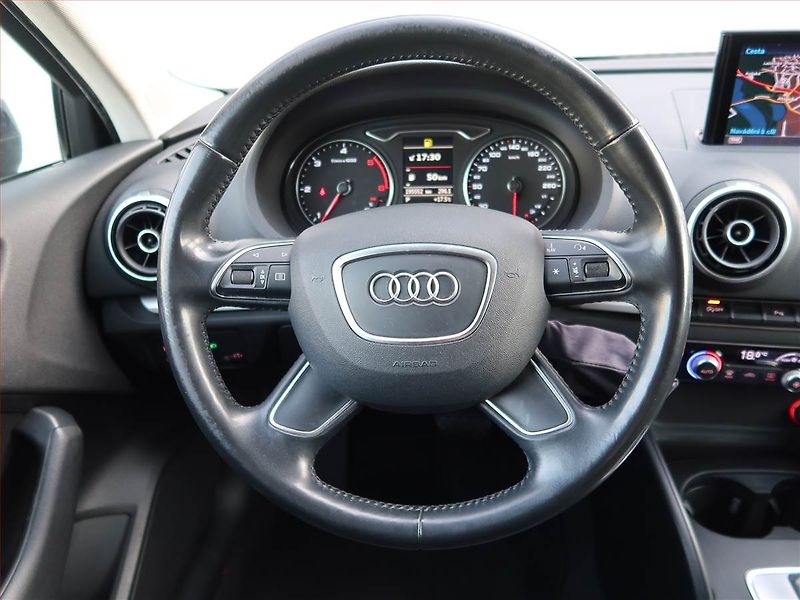 Audi A3 (2014) 2.0 TDI, Automat, Navi - fotka 16 z 18