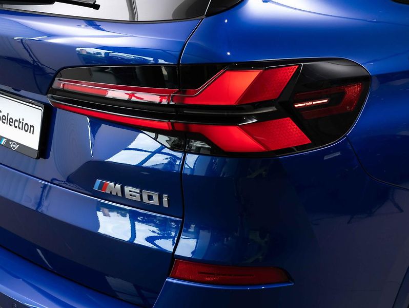 BMW X5 M60i - fotka 9 z 22