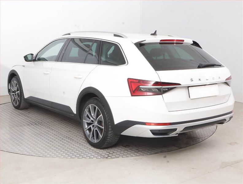 Škoda Superb (2021) Scout 2.0 TDI - fotka 4 z 18