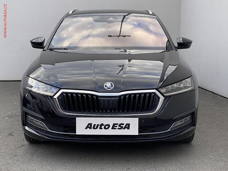 Škoda Octavia (2021) 1.5 TSi e-TEC, ČR, Style - fotka 2 z 19