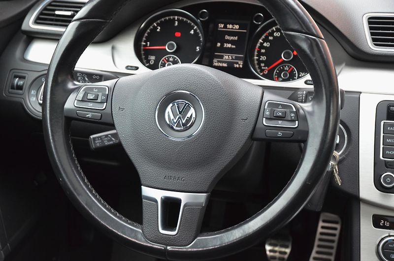 Volkswagen Passat (2012) Alltrack 2.0 TDi 4x4 PANORAMA - fotka 22 z 43