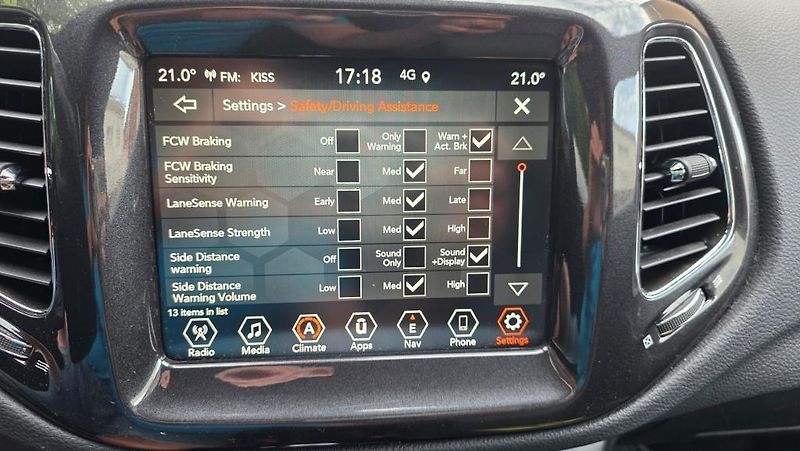 Jeep Compass (2021) 1.3i Turbo 110 kW Limited S AT - fotka 32 z 40