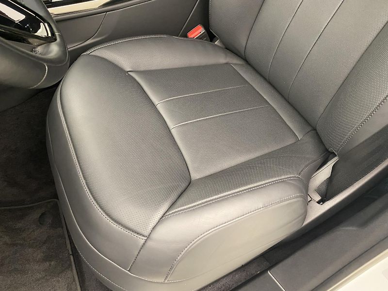 Land Rover Range Rover Sport D250 DYNAMIC SE AWD AUT CZ - fotka 24 z 52