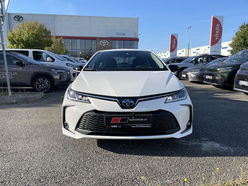 Toyota Corolla SD 1.8 Hybrid ODBĚR 7/2026 - fotka 10 z 26