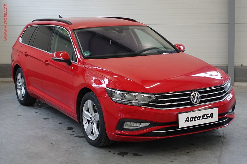 Volkswagen Passat (2019) 2.0 TDi, DSG, LED, kamera - fotka 1 z 24