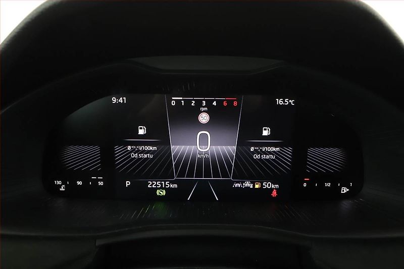Škoda Kamiq (2024) 1.0 TSI, MONTE CARLO, AUTOMAT - fotka 8 z 15
