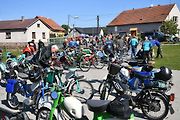 Kublovský sraz mopedů