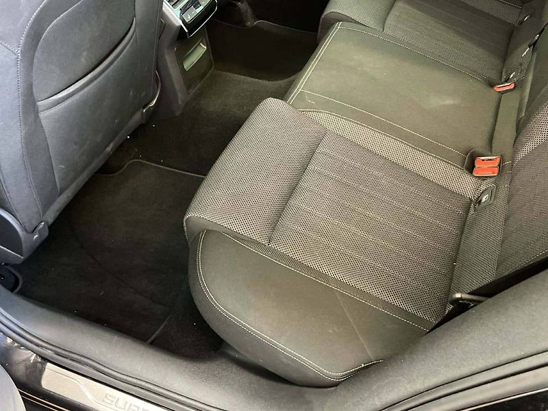 Škoda Superb (2023) 2.0 TDI Style - fotka 15 z 20