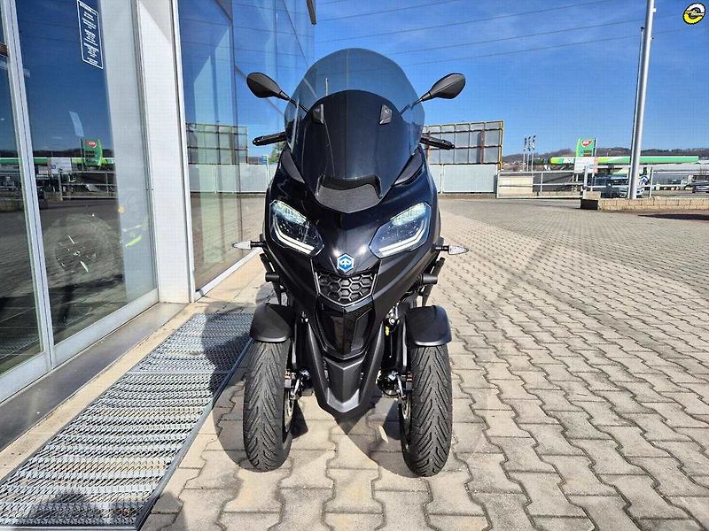Piaggio MP3 300 (2026) MP3 310 SPORT - fotka 9 z 24