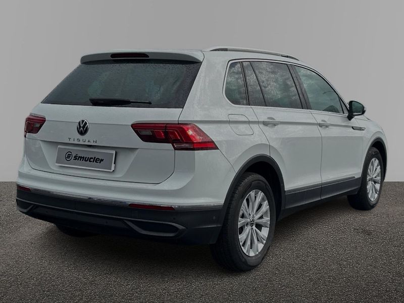 Volkswagen Tiguan LIFE - fotka 4 z 4