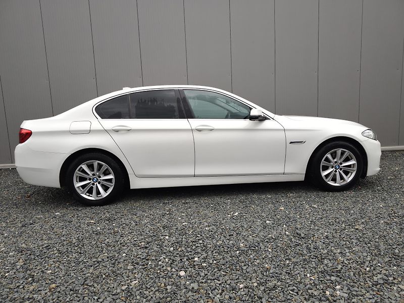 BMW Řada 5 525D X-DRIVE - fotka 7 z 21