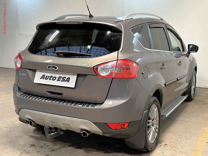 Ford Kuga (2012) 2.0TDCi, 2.maj, AC, TZ - fotka 4 z 13