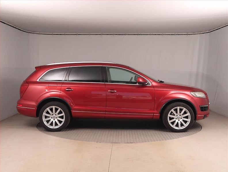 Audi Q7 (2011) 3.0 TDI, 4X4, Automat - fotka 6 z 22