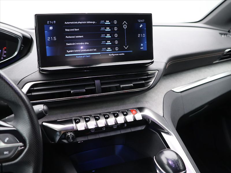 Peugeot 5008 1,2 PureTech 96kW GT 7-Míst - fotka 21 z 31