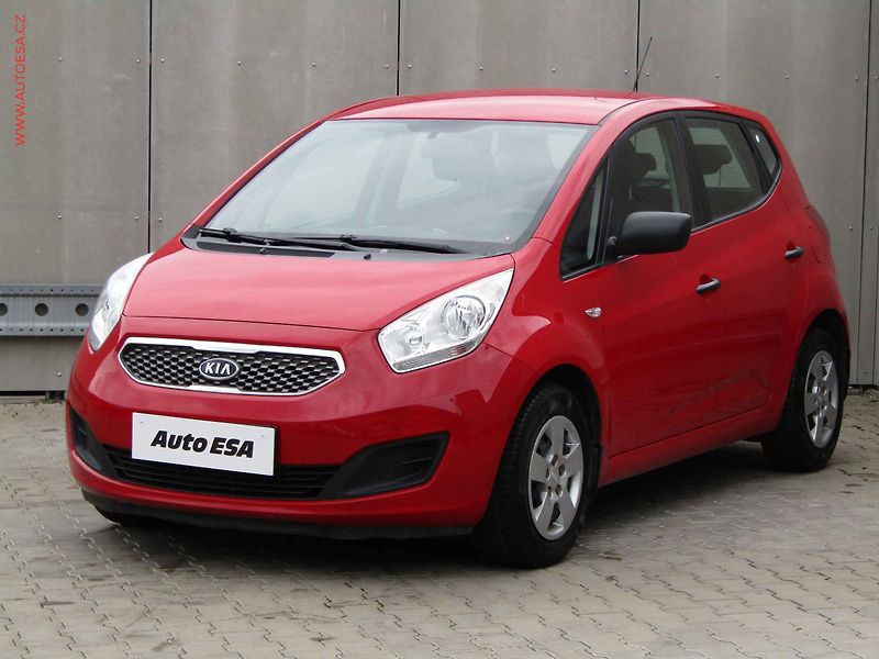 Kia Venga (2010) 1.4 CRDi, AC, park.asist - fotka 3 z 15