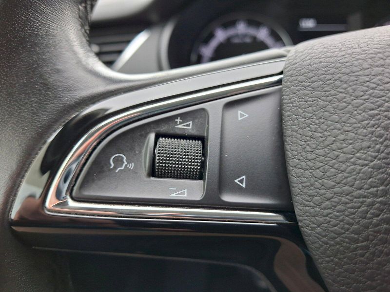 Škoda Octavia (2019) Ambition Plus 1,5TSi 110kW - fotka 28 z 33