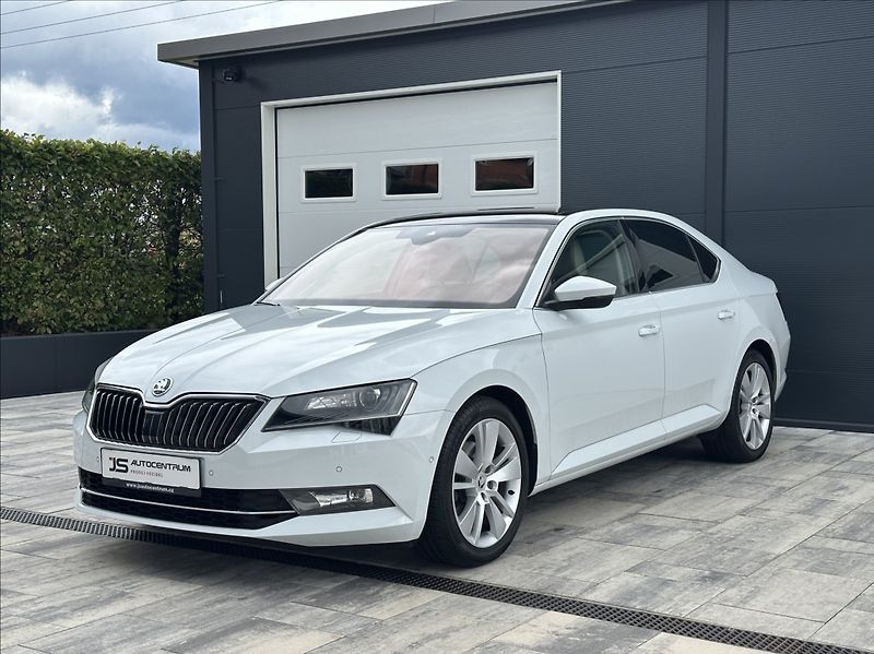 Škoda Superb 1,4 TSI 150PS  Style Plus 4x4 - fotografie inzerátu