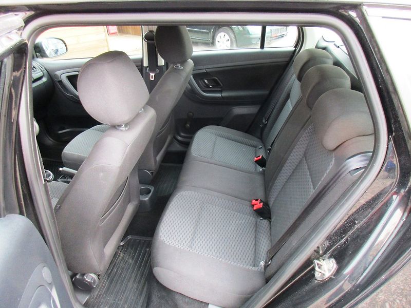Škoda Fabia (2011) 1,2TSI NA PRESTAVBU BEZ TP - fotka 10 z 15