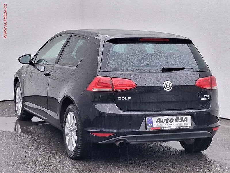 Volkswagen Golf (2014) 1.2 TSi, CUP, +alu kola - fotka 6 z 16