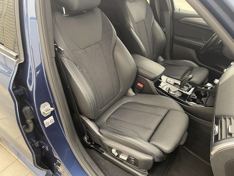BMW X3 2.0 TDi 4x4 Mpaket - fotka 12 z 34