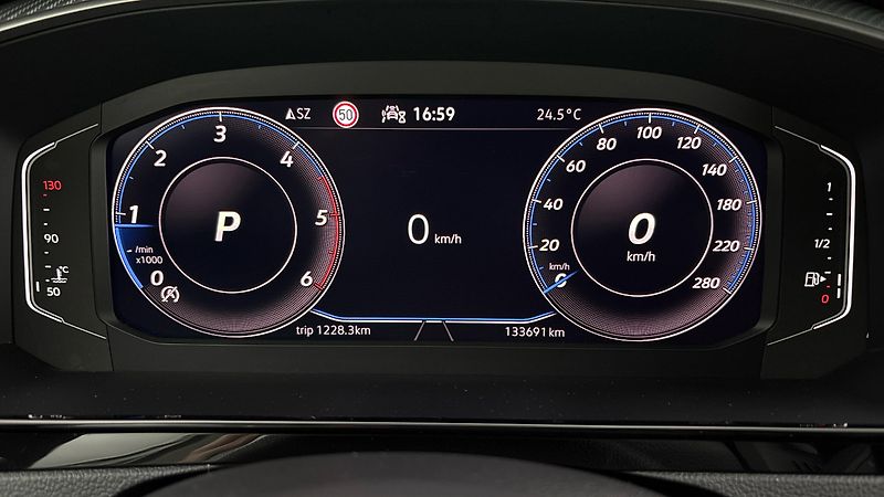 Volkswagen Arteon 2.0 TDI DSG Elegance Shooting - fotka 10 z 31