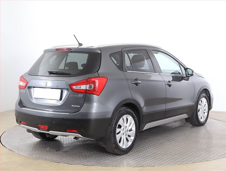 Suzuki SX4 S-Cross (2019) 1.0 BoosterJet, 4X4 - fotka 5 z 17