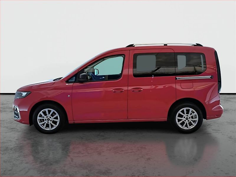 Ford Tourneo Connect (2022) Titanium 2.0 EcoBlue, 5Míst - fotka 3 z 18
