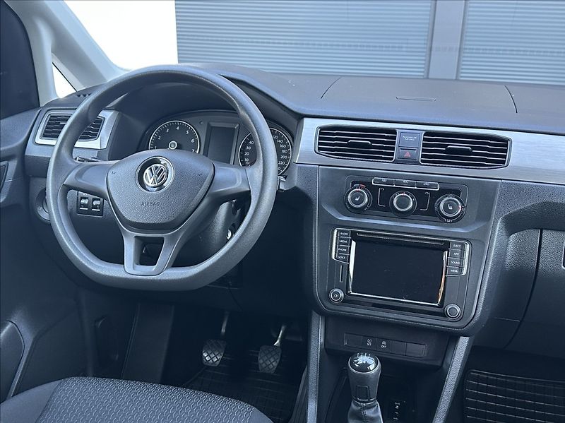 Volkswagen Caddy 1,0 TSI 102PS  Kombi Trendline - fotka 24 z 51