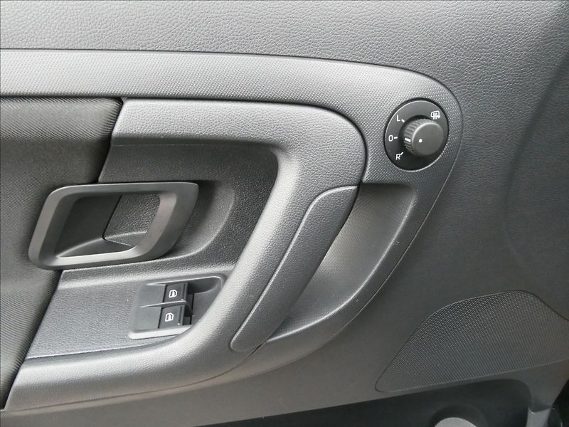 Škoda Roomster 1,2 TSi autom.klima,po servise - fotka 28 z 37