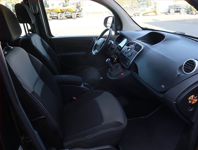 Renault Kangoo (2017) 1.5 dCi, 5Míst, ČR, 1Maj, DPH - fotka 9 z 16