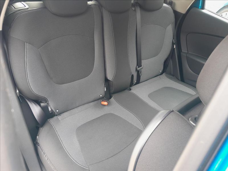 Renault Captur 1,2TCe 88kW AUTOMAT - fotka 27 z 56