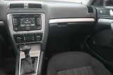 Škoda Octavia (2011) 2.0 TDI, Automat, Navi, Xenony - náhled 8