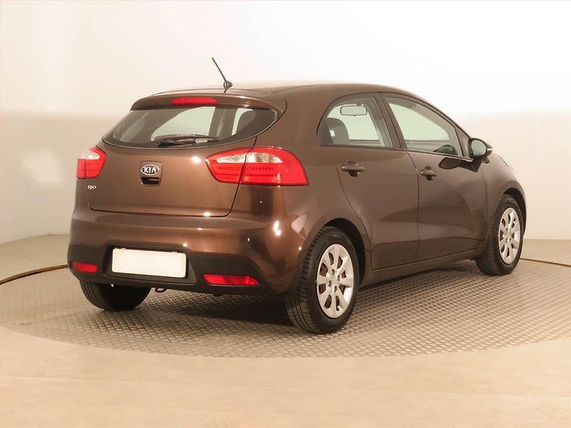 Kia Rio (2011) 1.4 CVVT, Serv.kniha - fotka 5 z 14