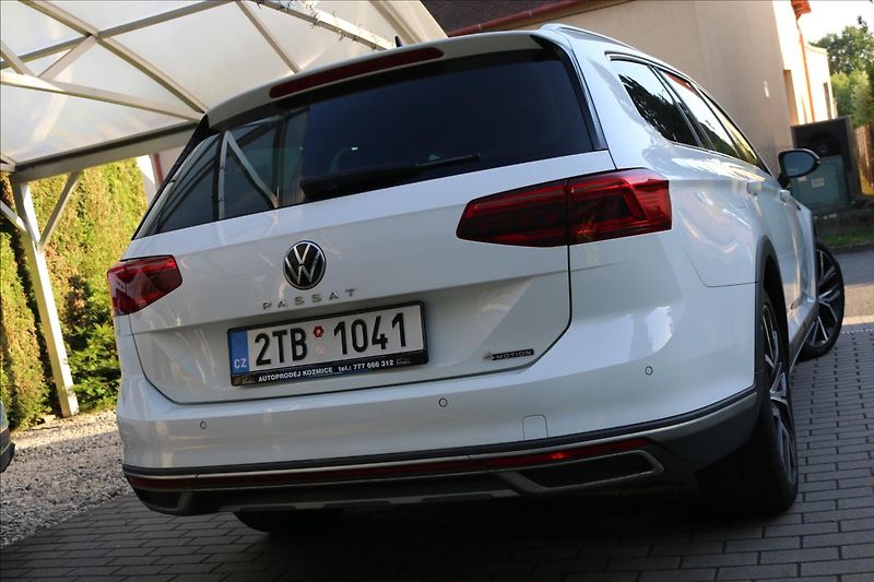 Volkswagen Passat 2,0 ALLTRACK, ČR, 4Motion,DSG - fotka 9 z 75