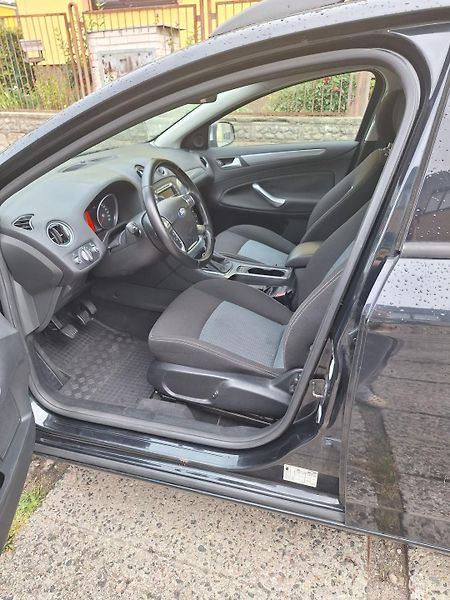 Ford Mondeo (2010) kombi MK4, 2.0 TDCi (85kW) - fotka 8 z 22