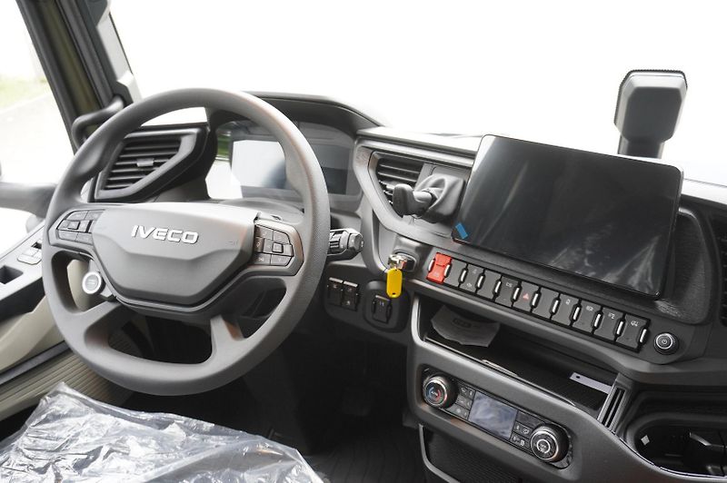 Iveco S-WAY (2026) AS260S460Y-FP / FULL ADR - fotka 19 z 24