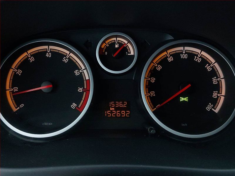 Opel Corsa (2007) 1.2, nová STK, jezdí výborně - fotka 11 z 16