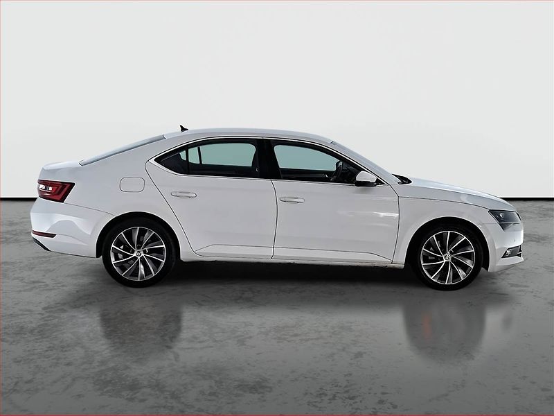 Škoda Superb (2018) 2.0 TDI, Automat, Bi-Xenony - fotka 6 z 18
