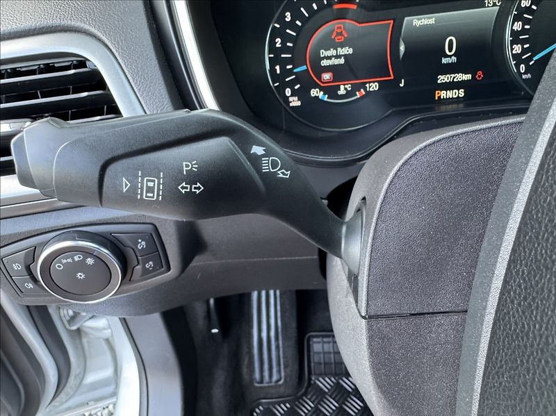 Ford Mondeo 2,0 TDCi TITANIUM tažné ČR - fotka 30 z 50