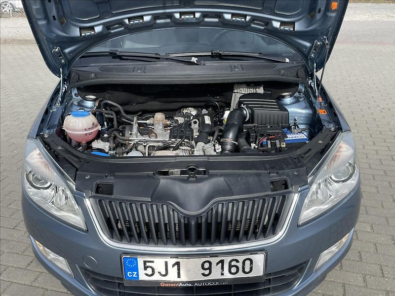 Škoda Fabia 1,2 TSi 77kw Klimatronic ESP T - fotka 21 z 32