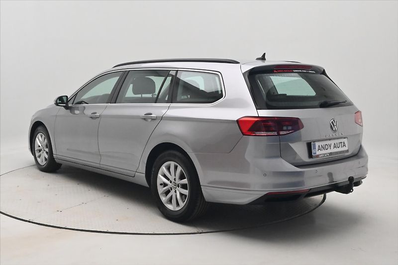 Volkswagen Passat 2,0 TDI 110 KW DSG Business Zá - fotka 7 z 32