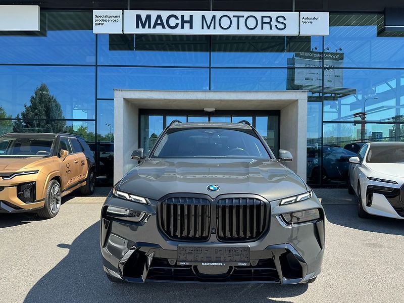BMW X7 40xd Masáže Nezávislé Tažné - fotka 5 z 20