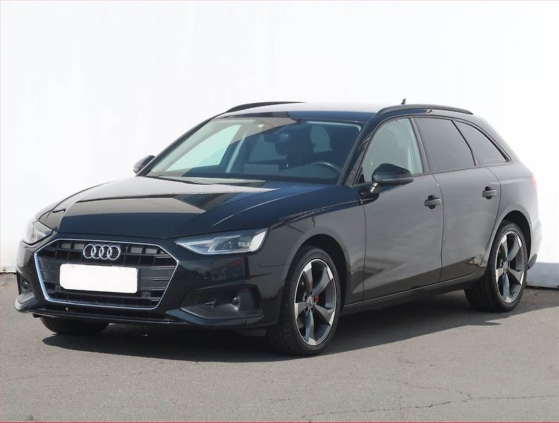 Audi A4 (2019) 30 TDI, Automat, Navi - fotka 2 z 27