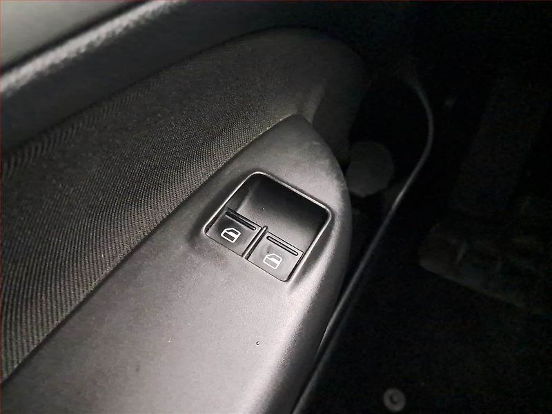 Škoda Octavia (2012) 1.4 TSI, Tempomat - fotka 16 z 16