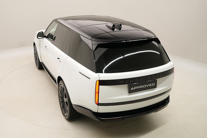 Land Rover Range Rover P530 AUTOBIOGRAPHY REZERVACE - fotka 17 z 83