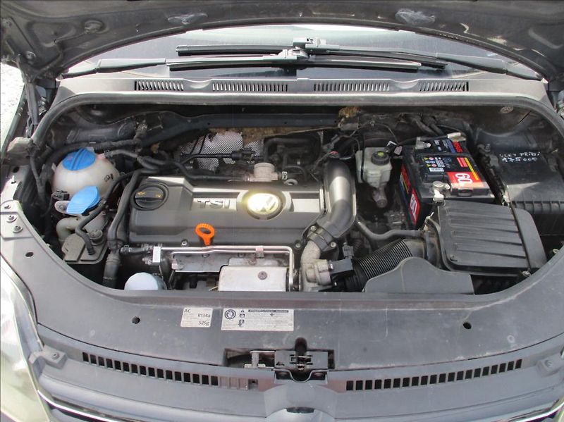 Volkswagen Golf Plus 1,4 TSI, DSG,aut.klima,s.kn. - fotka 24 z 32