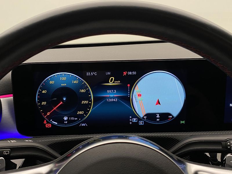 Mercedes-Benz Třídy A A200 AMG 120kW AUT - fotka 23 z 51
